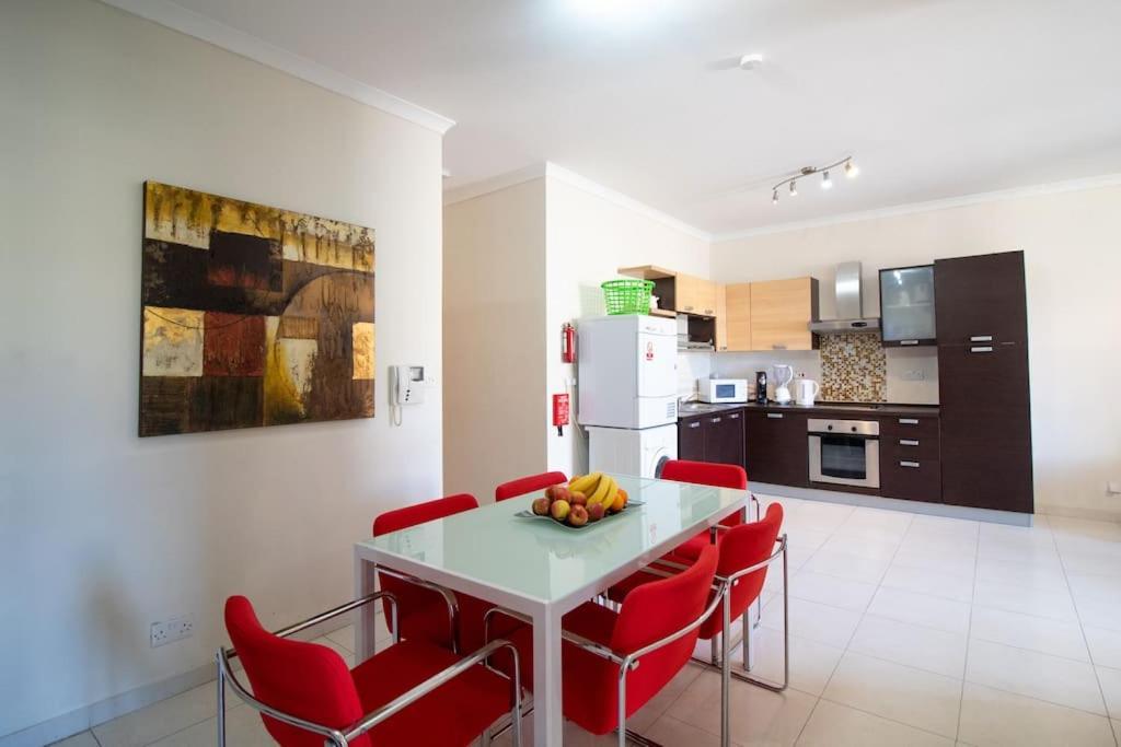 Modern Apt In The Heart Of Maltese Nightlife Saint Julian's Dış mekan fotoğraf